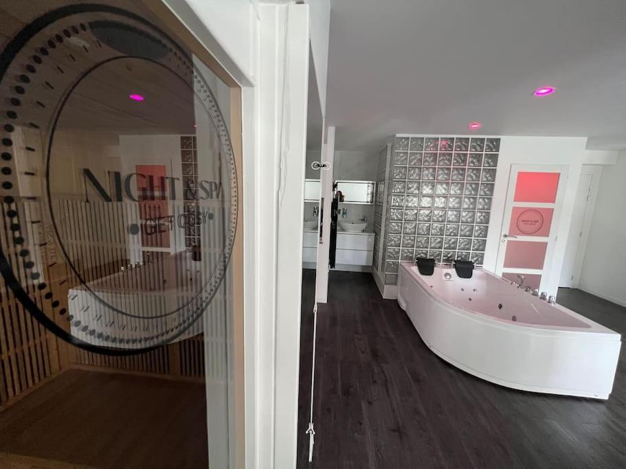 Night And Loft Balneotherapie Double Wifi *